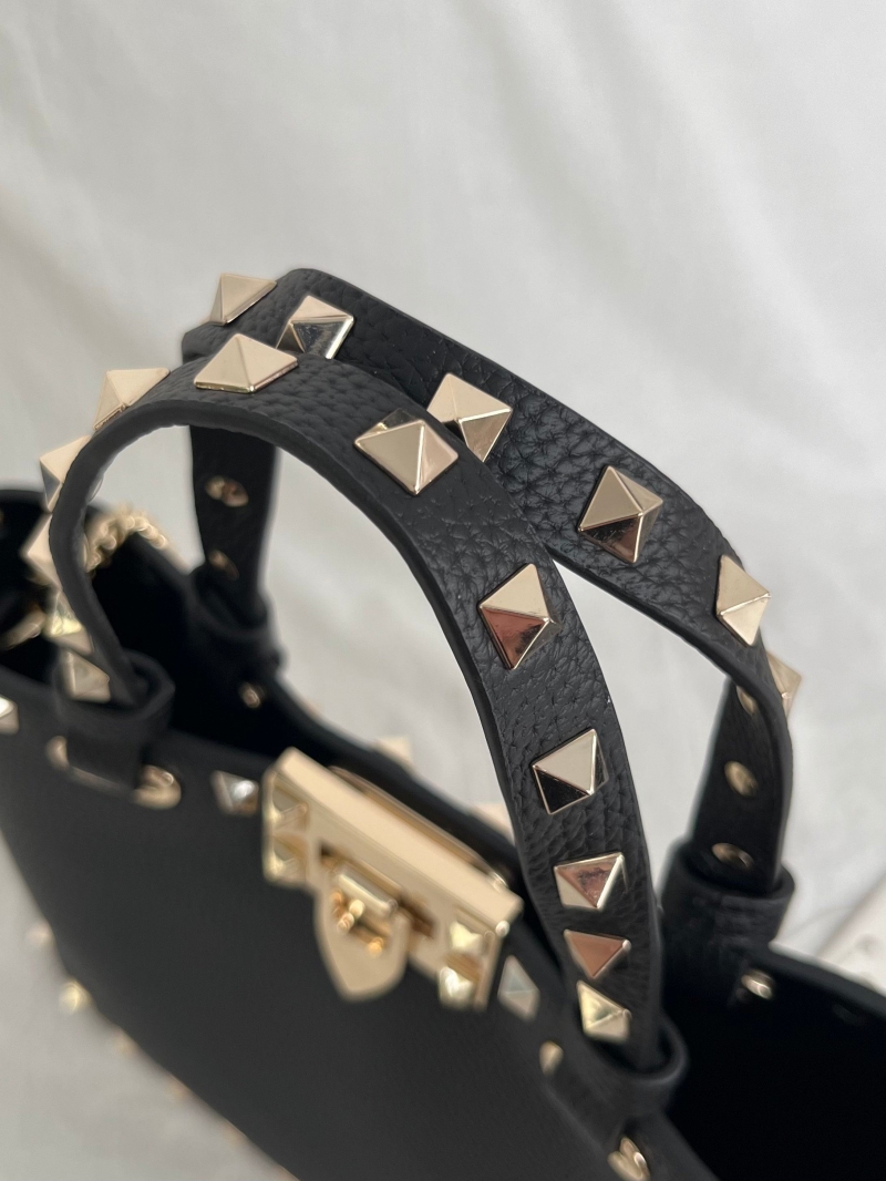 Va1e*ntin0 top handle bag